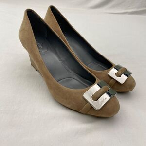 Calvin Klein Pumps Womens 8M Tan Wedge Heel Faux Suede Slip On Career 2.5"